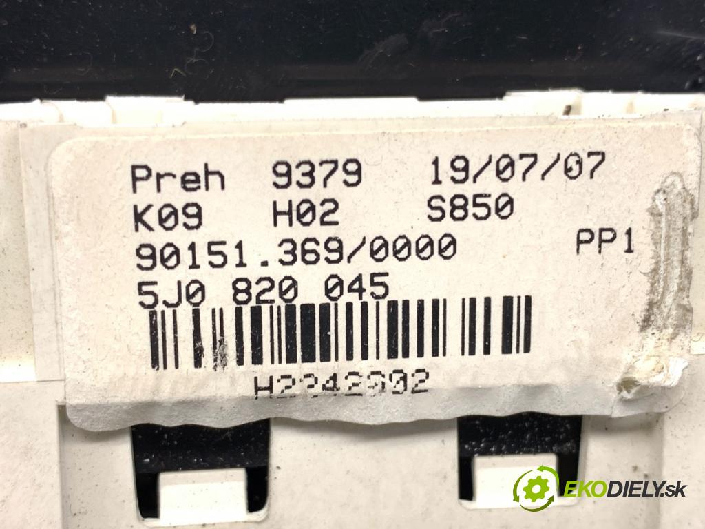 SKODA FABIA II (542) 2006 - 2014    1.2 51 kW [70 KM] benzyna 2007 - 2014  Panel ovládania kúrenia 5J0820045 (Prepínače, spínače, tlačidlá a ovládače kúrenia)