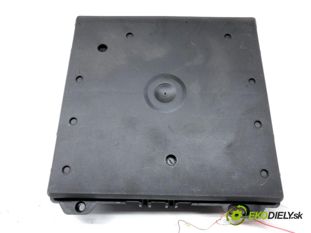 SKODA FABIA II (542) 2006 - 2014    1.2 51 kW [70 KM] benzyna 2007 - 2014  Modul komfortu 6Q1937049F (Moduly komfortu)