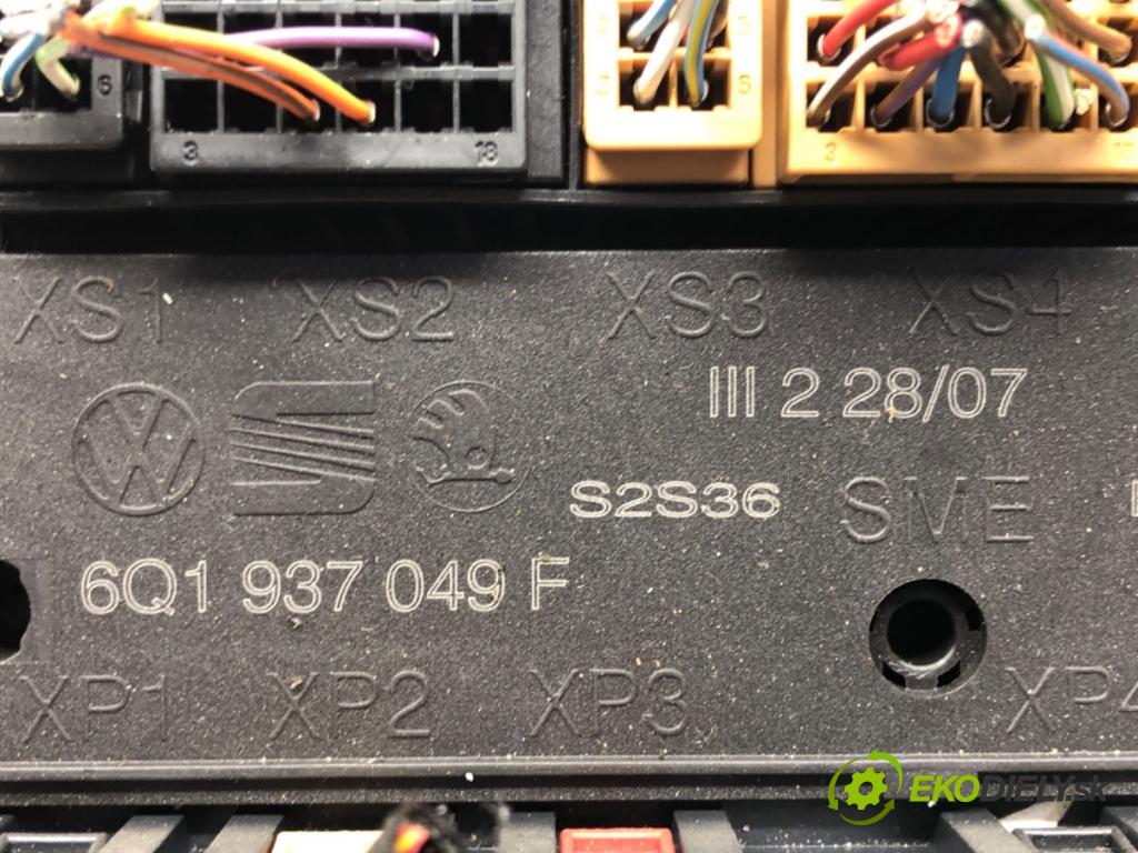 SKODA FABIA II (542) 2006 - 2014    1.2 51 kW [70 KM] benzyna 2007 - 2014  Modul komfortu 6Q1937049F (Moduly komfortu)