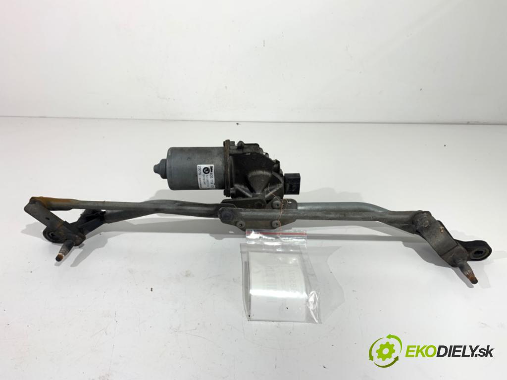 SKODA FABIA II (542) 2006 - 2014    1.2 51 kW [70 KM] benzyna 2007 - 2014  Mechanizmus stieračov predný 5J1955113A (Motorček stieračov predné)