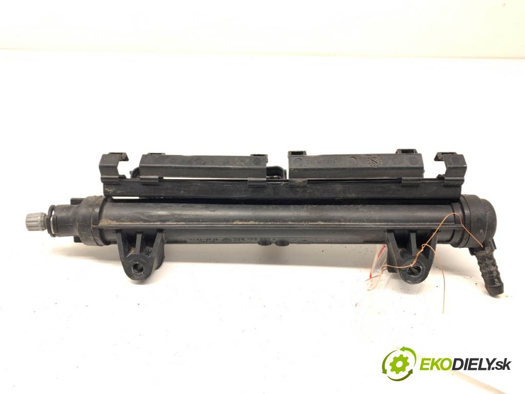 SKODA FABIA II (542) 2006 - 2014    1.2 51 kW [70 KM] benzyna 2007 - 2014  Lišta vstrekovacia 03E133320A (Vstrekovacia lišta)