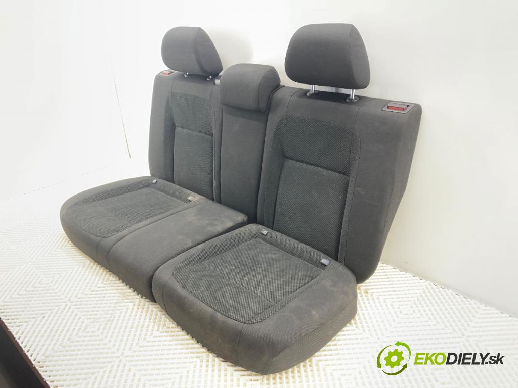 SKODA FABIA II (542) 2006 - 2014    1.2 51 kW [70 KM] benzyna 2007 - 2014  Sedadlo druhý rad