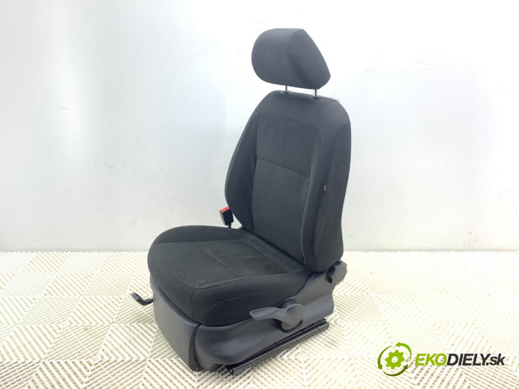 SKODA FABIA II (542) 2006 - 2014    1.2 51 kW [70 KM] benzyna 2007 - 2014  Sedadlo ľavy predný