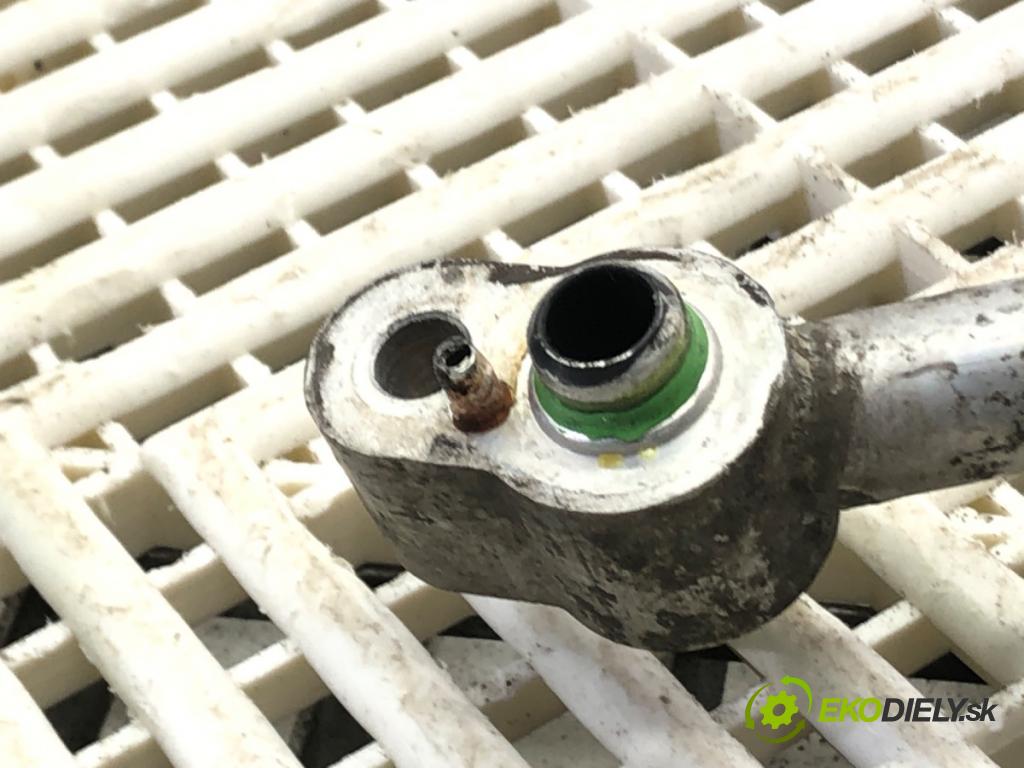 SKODA FABIA II (542) 2006 - 2014    1.2 51 kW [70 KM] benzyna 2007 - 2014  rúrka klimatizácie  (Rúrka klimatizácie)