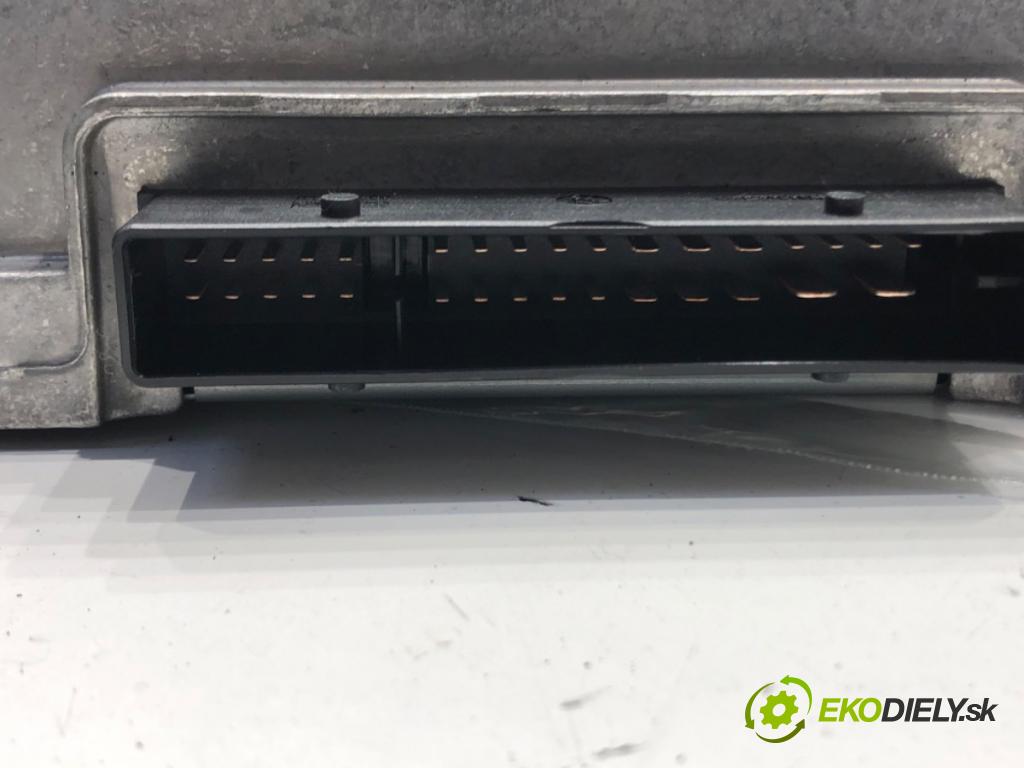 AUDI A6 C6 Avant (4F5) 2004 - 2011    2.0 TDI 103 kW [140 KM] olej napędowy 2005 - 2008  Zosilňovač 4F0910223K (Zosilňovače)