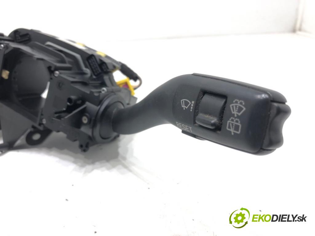 AUDI A6 C6 Avant (4F5) 2004 - 2011    2.0 TDI 103 kW [140 KM] olej napędowy 2005 - 2008  Prepínač kombinovaný 4F0953549D (Prepínače, spínače, tlačidlá a ovládače kúrenia)