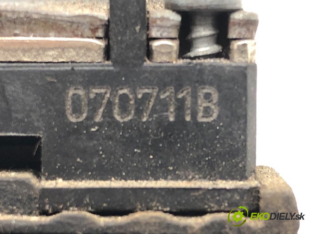 AUDI A6 C6 Avant (4F5) 2004 - 2011    2.0 TDI 103 kW [140 KM] olej napędowy 2005 - 2008  Magnetický ventil vody  (Ostatné)