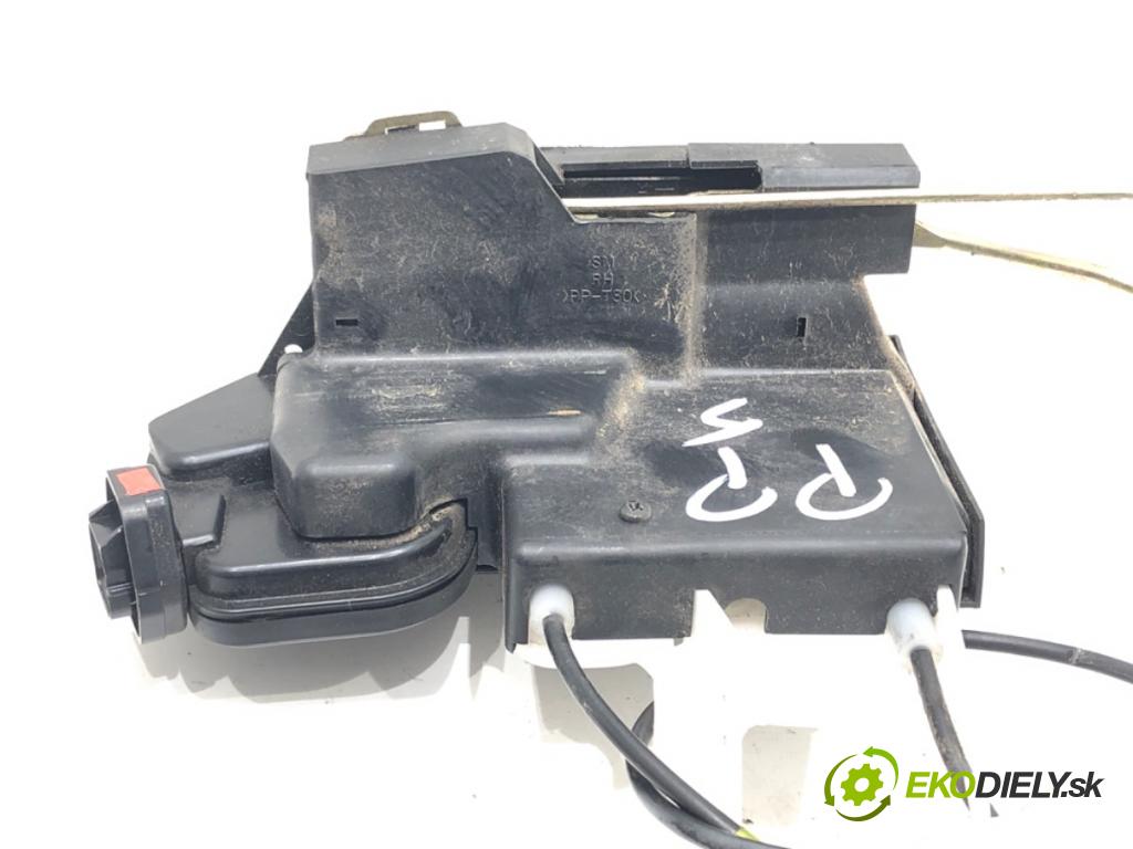 HYUNDAI SANTA FÉ I (SM) 2000 - 2006    2.0 CRDi 83 kW [113 KM] olej napędowy 2001 - 2006  zámok dveře pravý přední část