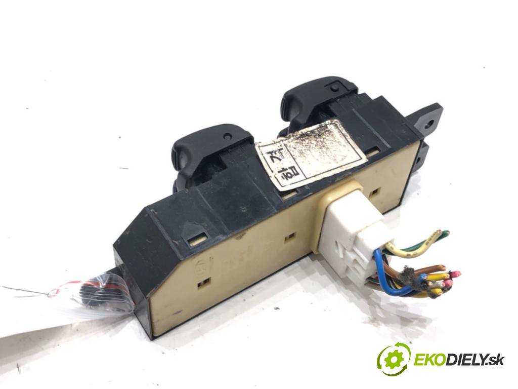 HYUNDAI SANTA FÉ I (SM) 2000 - 2006    2.0 CRDi 83 kW [113 KM] olej napędowy 2001 - 2006  Prepínač okien 93570-26100 (Prepínače, spínače, tlačidlá a ovládače kúrenia)