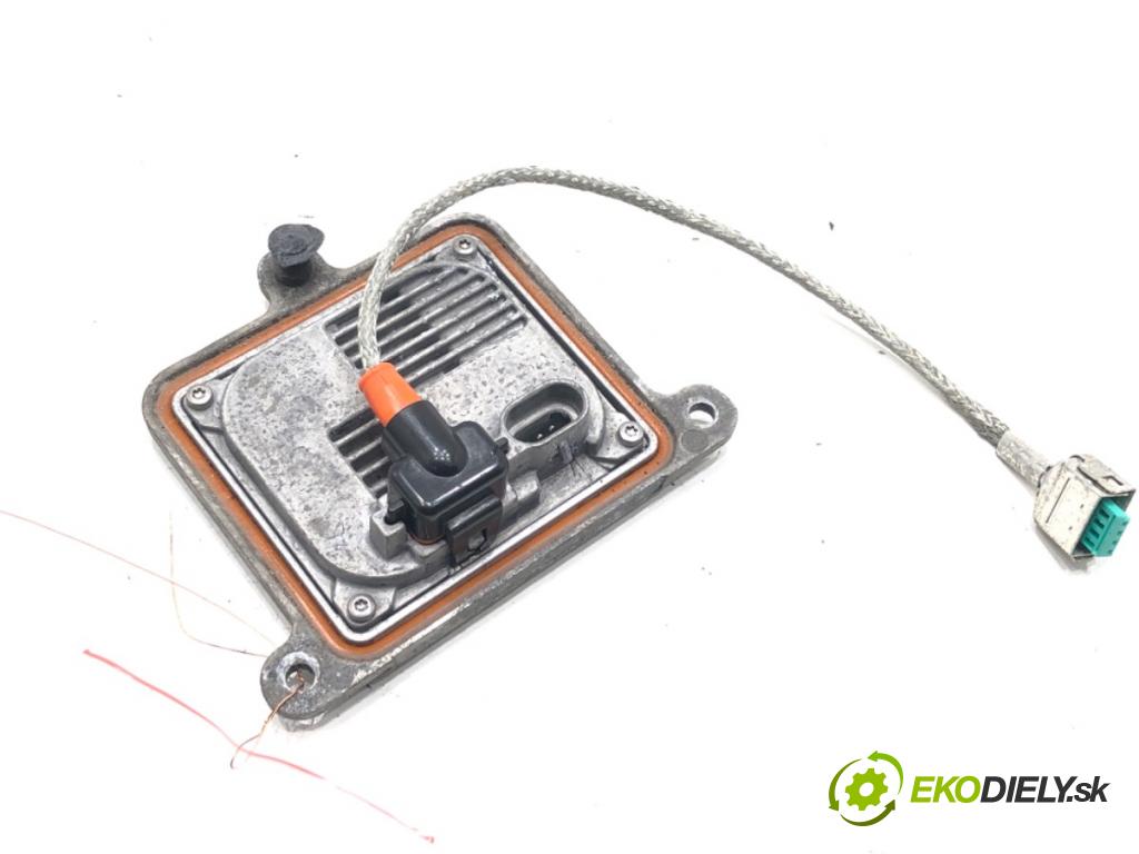 JAGUAR XF I (X250) 2008 - 2015    3.0 250 kW [340 KM] benzyna 2012 - 2015  Menič XENON A71154400D6 (Riadiace jednotky xenónu)