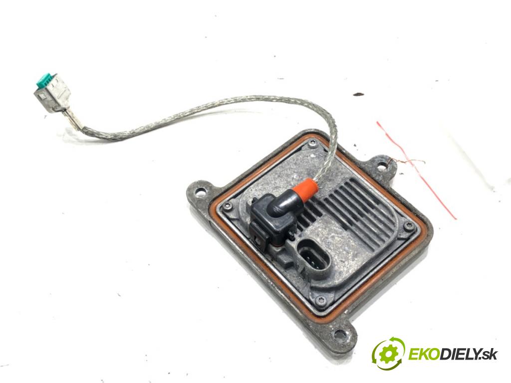 JAGUAR XF I (X250) 2008 - 2015    3.0 250 kW [340 KM] benzyna 2012 - 2015  Menič XENON A71154400D6 (Riadiace jednotky xenónu)