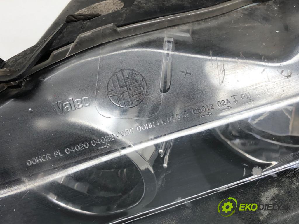 ALFA ROMEO 147 (937_) 2000 - 2010    1.6 16V T.SPARK ECO (937.AXA1A, 937.BXA1A) 77 kW [105 KM] benzyna 2001 - 2010  světlomet levý přední část
