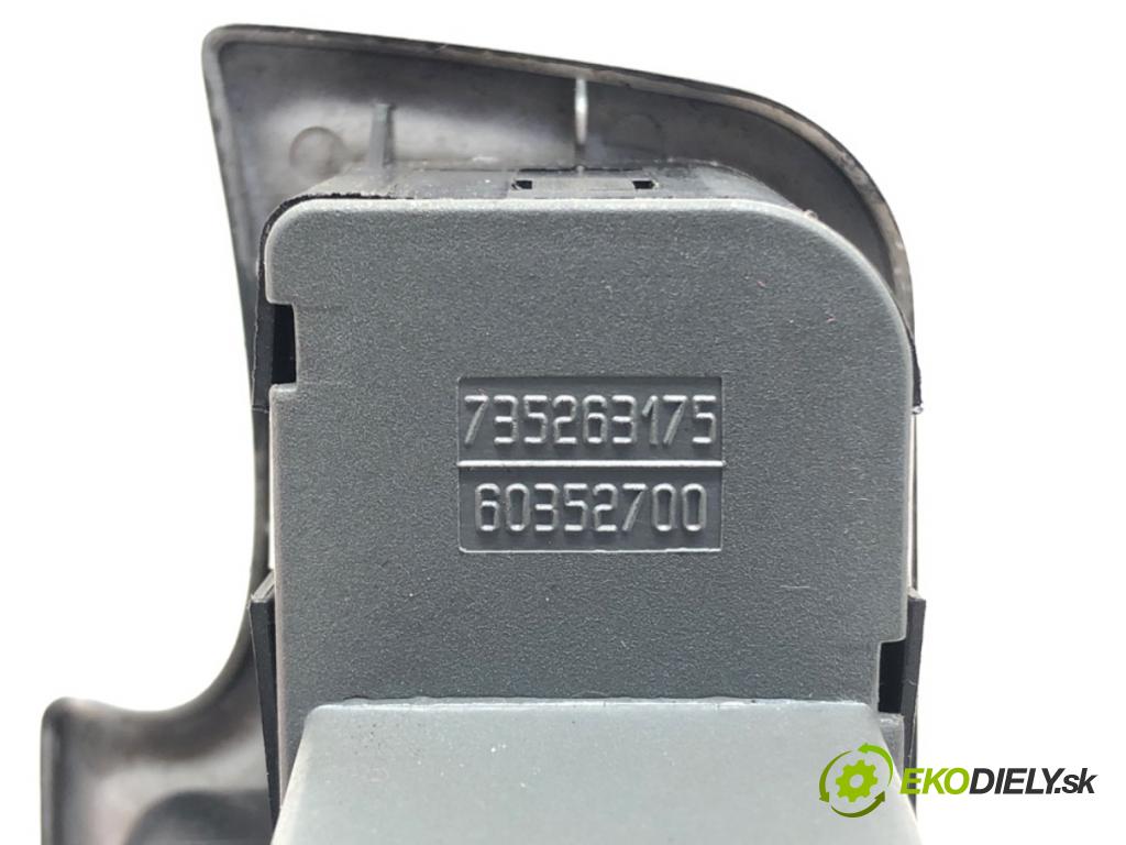 ALFA ROMEO 147 (937_) 2000 - 2010    1.6 16V T.SPARK ECO (937.AXA1A, 937.BXA1A) 77 kW [105 KM] benzyna 2001 - 2010  Prepínač okien 735263175 (Prepínače, spínače, tlačidlá a ovládače kúrenia)