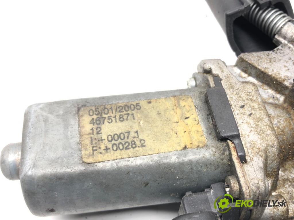 ALFA ROMEO 147 (937_) 2000 - 2010    1.6 16V T.SPARK ECO (937.AXA1A, 937.BXA1A) 77 kW [105 KM] benzyna 2001 - 2010  mechanismus okna levý přední část 46751871