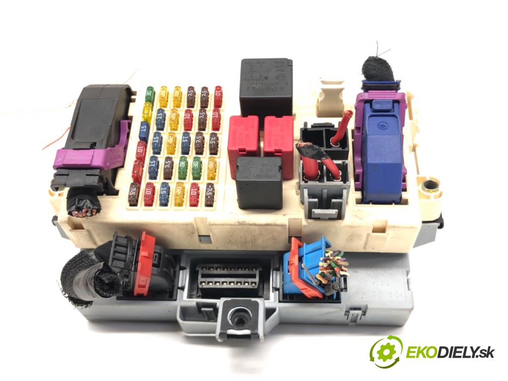 ALFA ROMEO 147 (937_) 2000 - 2010    1.6 16V T.SPARK ECO (937.AXA1A, 937.BXA1A) 77 kW [105 KM] benzyna 2001 - 2010  modul BSI 1903275137 (Pojistkové skříňky)