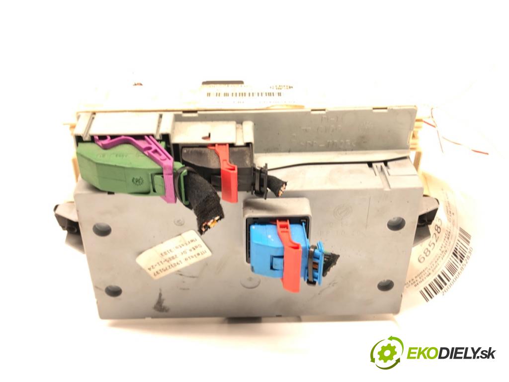 ALFA ROMEO 147 (937_) 2000 - 2010    1.6 16V T.SPARK ECO (937.AXA1A, 937.BXA1A) 77 kW [105 KM] benzyna 2001 - 2010  modul BSI 1903275137 (Pojistkové skříňky)