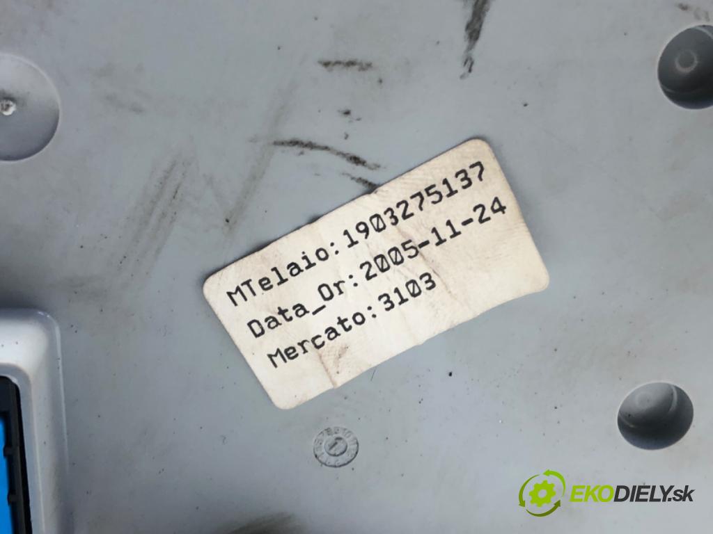 ALFA ROMEO 147 (937_) 2000 - 2010    1.6 16V T.SPARK ECO (937.AXA1A, 937.BXA1A) 77 kW [105 KM] benzyna 2001 - 2010  modul BSI 1903275137 (Pojistkové skříňky)