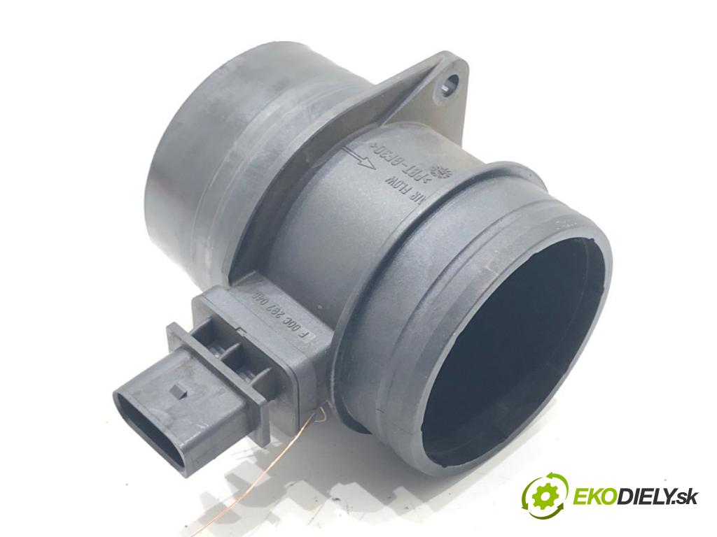 AUDI A4 B8 Avant (8K5) 2007 - 2015    2.0 TDI 125 kW [170 KM] olej napędowy 2008 - 2012  Váha vzduchu 0281002735 03G906461C (Váhy vzduchu)