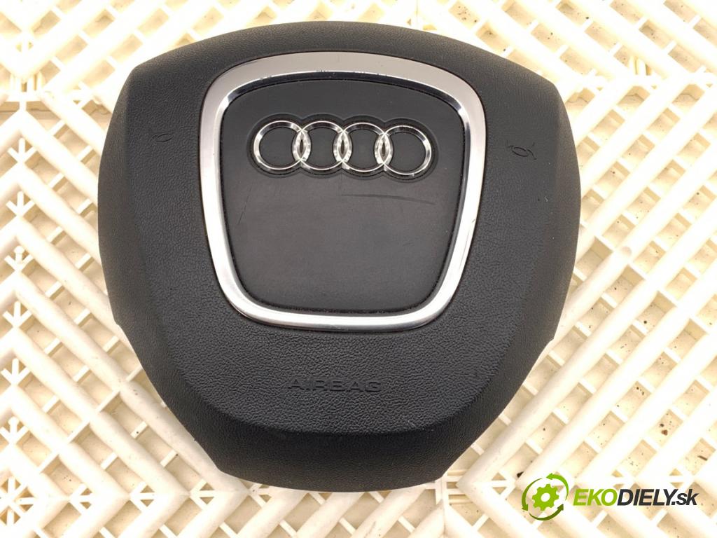 AUDI A4 B8 Kombi 2010 125 kW 2.0 TDI 1968 palubní doska silenbloku