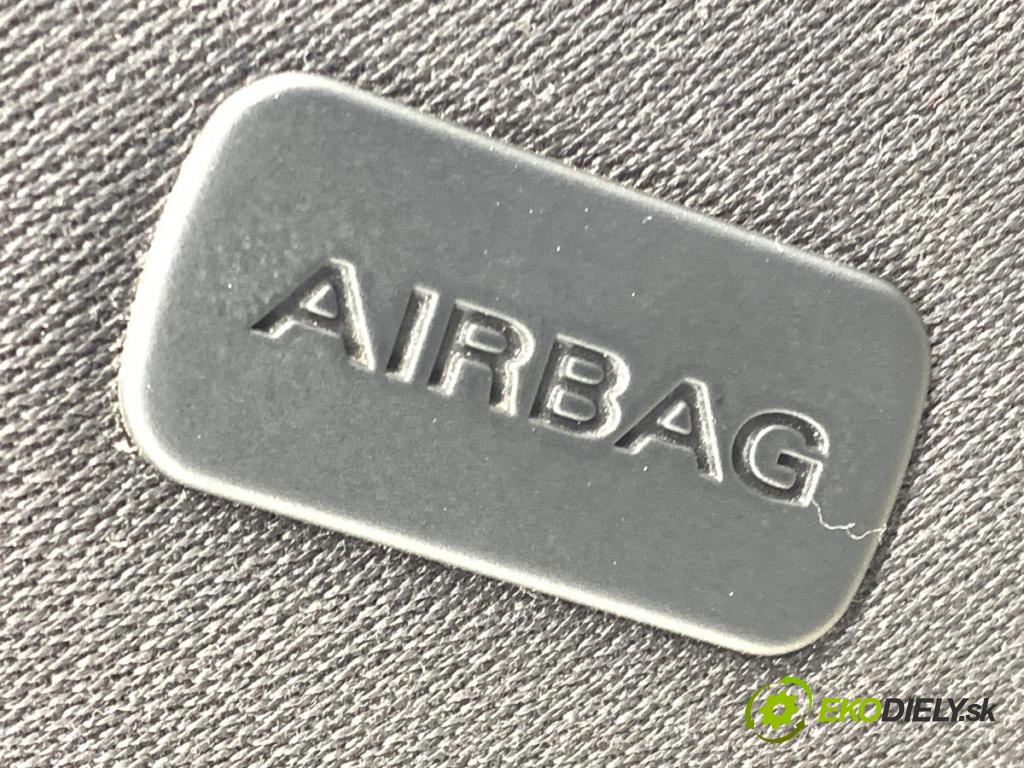 AUDI A4 B8 Kombi 2010 125 kW 2.0 TDI 1968 Sedadlo pravy predný