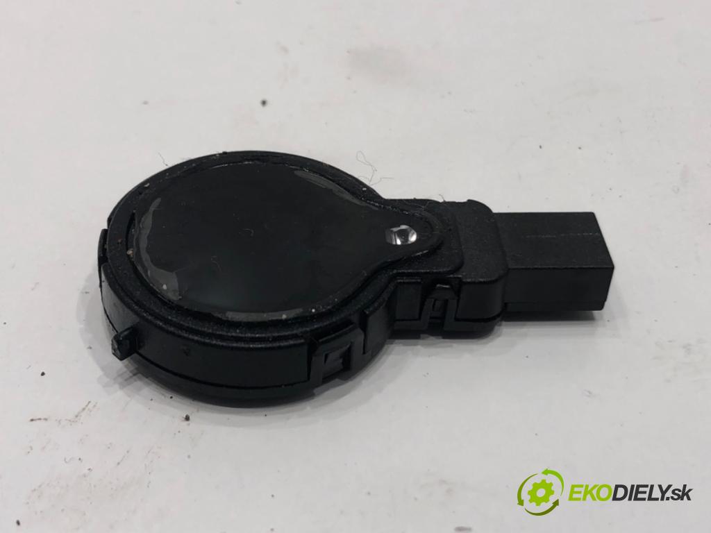 AUDI A4 B8 Avant (8K5) 2007 - 2015    2.0 TDI 125 kW [170 KM] olej napędowy 2008 - 2012  Snímač dažďa 8K0955559 (Snímače dažďa)