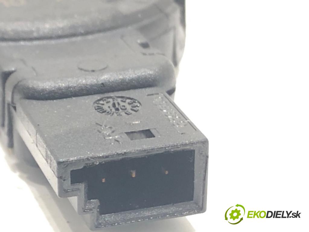 AUDI A4 B8 Avant (8K5) 2007 - 2015    2.0 TDI 125 kW [170 KM] olej napędowy 2008 - 2012  Snímač dažďa 8K0955559 (Snímače dažďa)