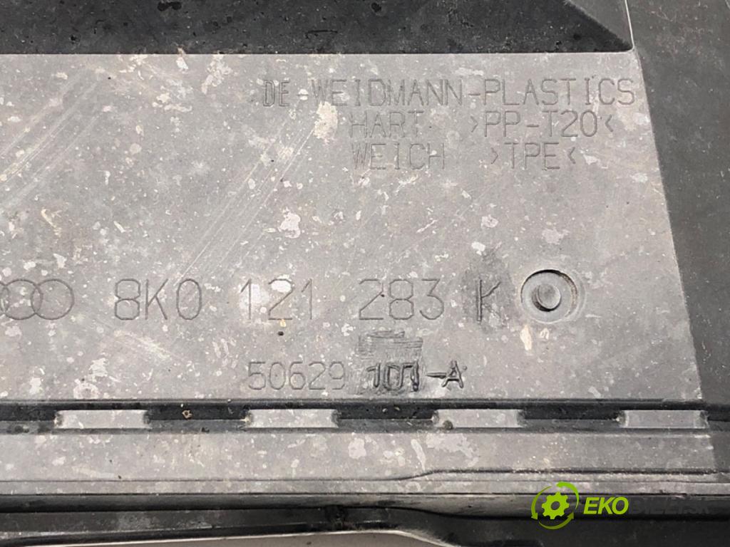 AUDI A4 B8 Kombi 2010 125 kW 2.0 TDI 1968 Volant vzduchu 8K0121284G 8K0121283K