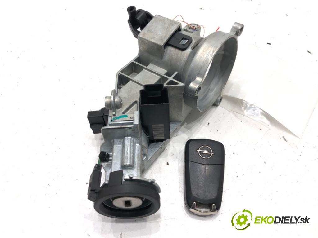 OPEL CORSA D (S07) 2006 - 2014    1.3 CDTI (L08, L68) 70 kW [95 KM] olej napędowy 2009 - 2014  spinačka  (Spínacie skrinky a kľúče)
