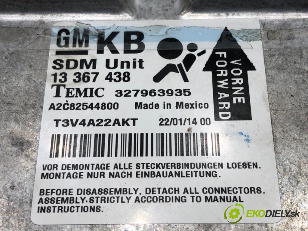 OPEL CORSA D (S07) 2006 - 2014    1.3 CDTI (L08, L68) 70 kW [95 KM] olej napędowy 2009 - 2014  senzor airbag 13367438 (Snímače)