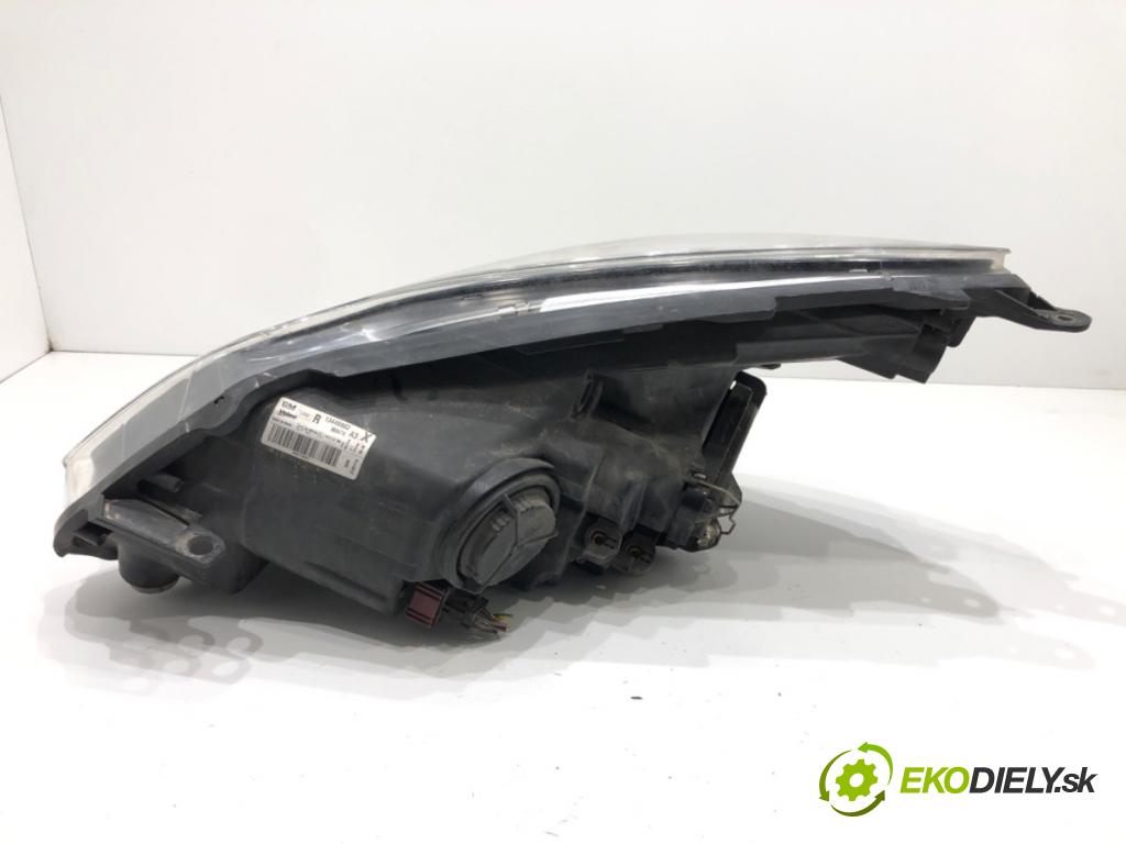 OPEL CORSA D (S07) 2006 - 2014    1.3 CDTI (L08, L68) 70 kW [95 KM] olej napędowy 2009 - 2014  světlomet pravý přední část LIFT 13446802