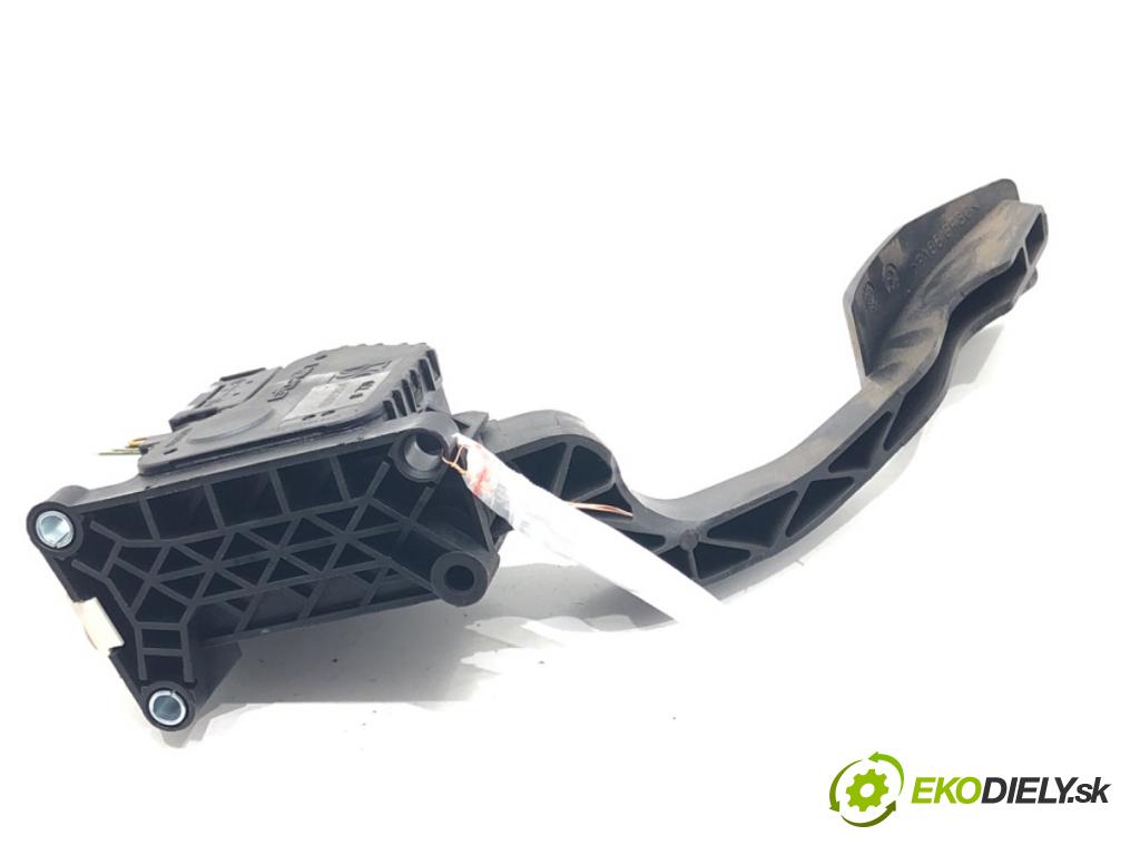 OPEL CORSA D (S07) 2006 - 2014    1.3 CDTI (L08, L68) 70 kW [95 KM] olej napędowy 2009 - 2014  Potenciometer plynu 13305804 (Pedále)