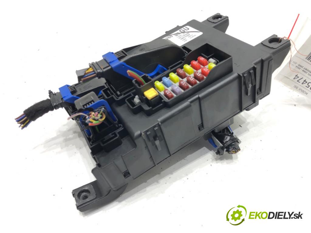 OPEL CORSA D (S07) 2006 - 2014    1.3 CDTI (L08, L68) 70 kW [95 KM] olej napędowy 2009 - 2014  modul BSI 13424260 (Pojistkové skříňky)