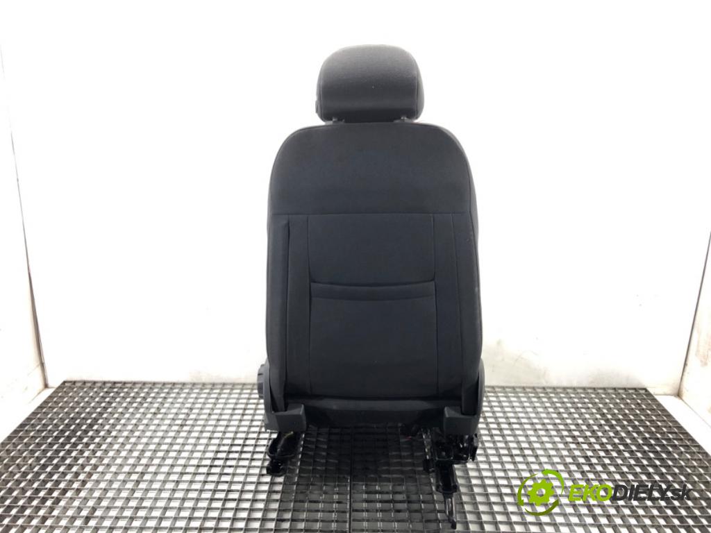 OPEL CORSA D (S07) 2006 - 2014    1.3 CDTI (L08, L68) 70 kW [95 KM] olej napędowy 2009 - 2014  Sedadlo ľavy predný