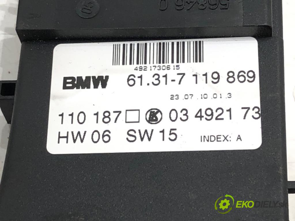 BMW X5 (E53) 2000 - 2006    3.0 d 160 kW [218 KM] olej napędowy 2003 - 2006  Prepínač sedačky ľavy 7119869