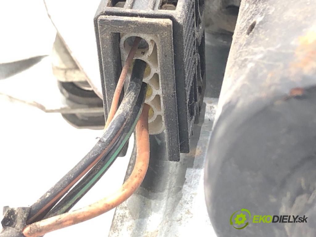 BMW X5 (E53) 2000 - 2006    3.0 d 160 kW [218 KM] olej napędowy 2003 - 2006  Mechanizmus stieračov predný 6913006 (Motorčeky stieračov predné)