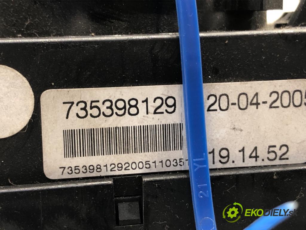 FIAT PANDA (169_) 2003 - 2022    1.1 (169.AXA1A) 40 kW [54 KM] benzyna 2003 - 2022  Prepínač kombinovaný 735398129 (Prepínače, spínače, tlačidlá a ovládače kúrenia)