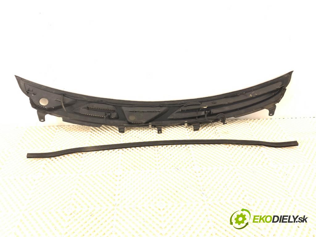 FIAT PANDA (169_) 2003 - 2022    1.1 (169.AXA1A) 40 kW [54 KM] benzyna 2003 - 2022  Torpédo, plast pod čelné okno  (Torpéda)