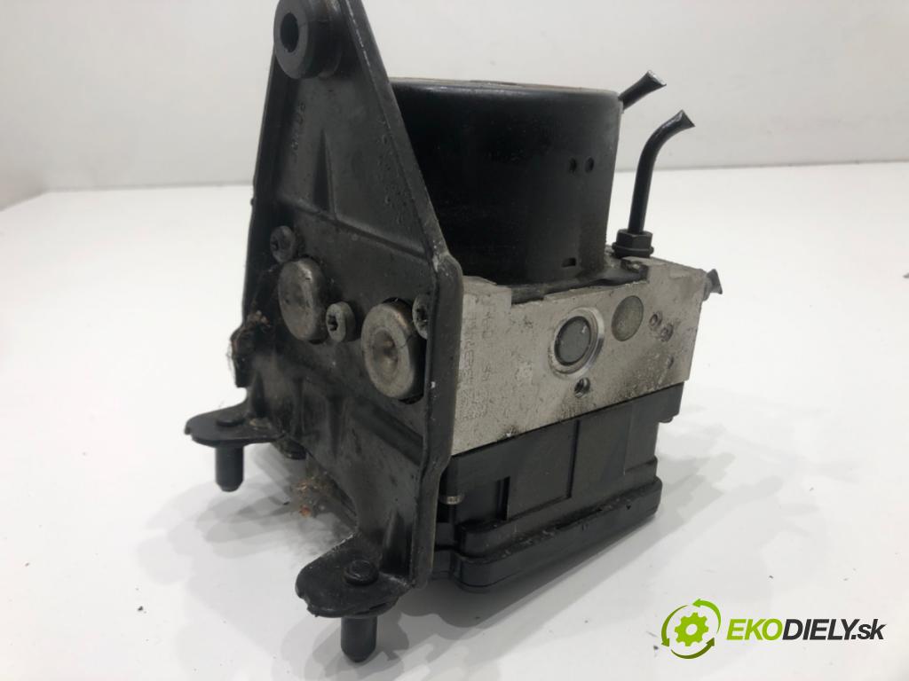 VW GOLF V Variant (1K5) 2007 - 2009    1.9 TDI 77 kW [105 KM] olej napędowy 2007 - 2009  Pumpa ABS 1K0907379AE 1K0614517BE (Pumpy ABS)