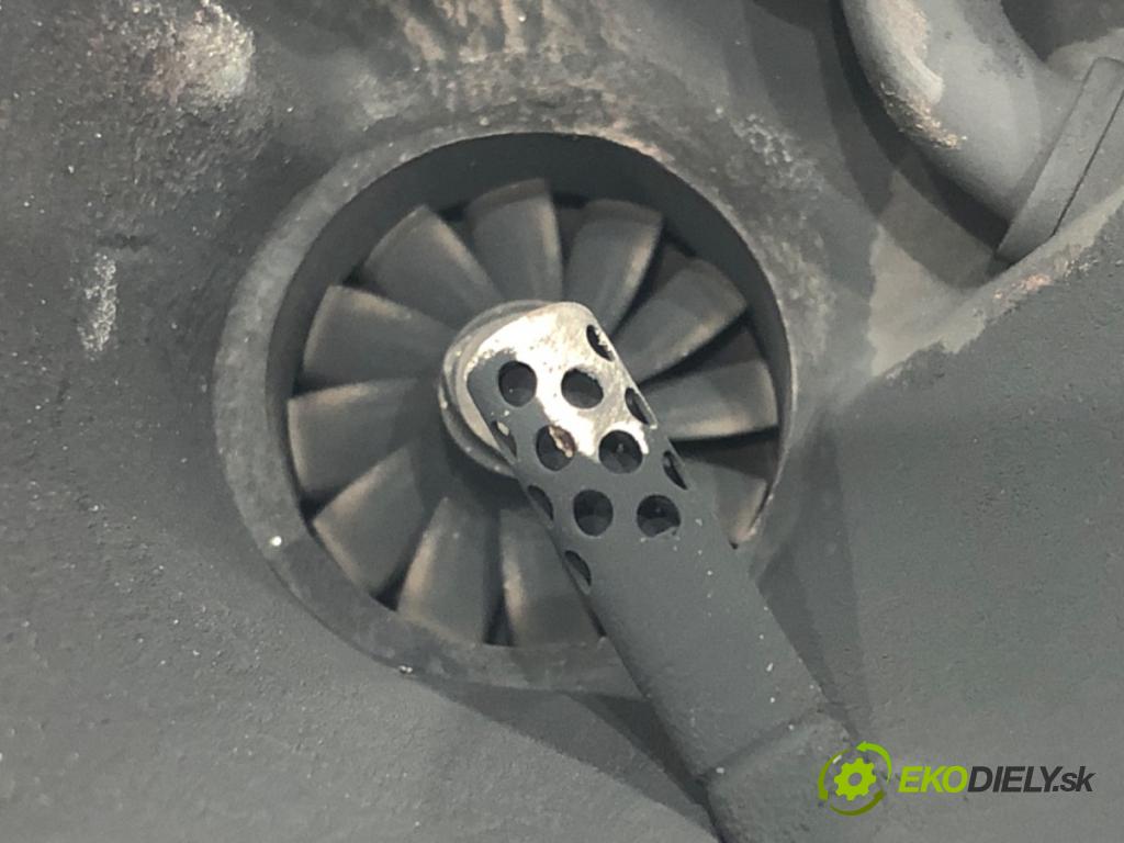 VOLVO V40 liftback (525, 526) 2012 - 2022    D2 88 kW [120 KM] olej napędowy 2015 - 2018  turbo 31380130 (Turbodúchadla (kompletní))