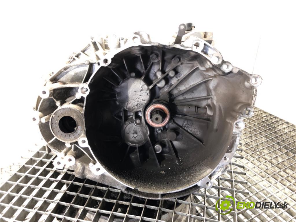 VOLVO V40 liftback (525, 526) 2012 - 2022    D2 88 kW [120 KM] olej napędowy 2015 - 2018  Prevodovka  (Prevodovky)