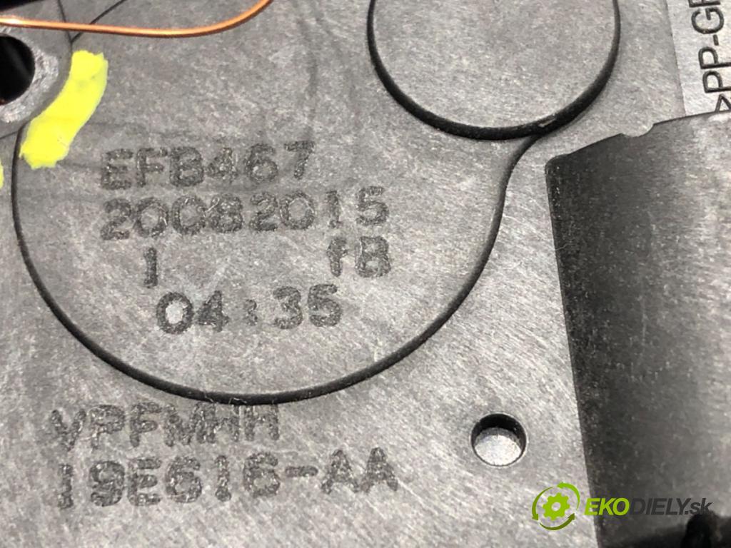 VOLVO V40 liftback (525, 526) 2012 - 2022    D2 88 kW [120 KM] olej napędowy 2015 - 2018  Motorček kúrenia VPFHH-19E616-AA (Motorčeky kúrenia)