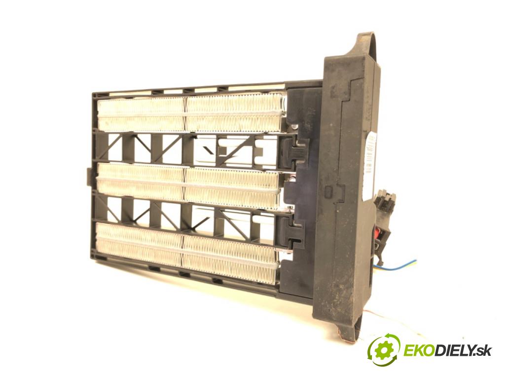 VOLVO V40 liftback (525, 526) 2012 - 2022    D2 88 kW [120 KM] olej napędowy 2015 - 2018  topné těleso radiátor topení 31418971 (Radiátory topení)