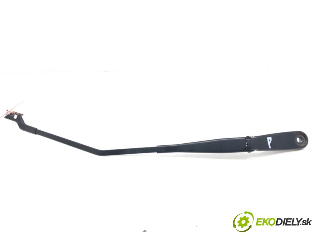 VOLVO V40 liftback (525, 526) 2012 - 2022    D2 88 kW [120 KM] olej napędowy 2015 - 2018  ramena stěrače pravý přední část 31276060
