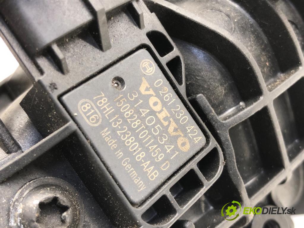 VOLVO V40 liftback (525, 526) 2012 - 2022    D2 88 kW [120 KM] olej napędowy 2015 - 2018  Potrubie sacie, sanie D4204T8 (Sacie potrubie)