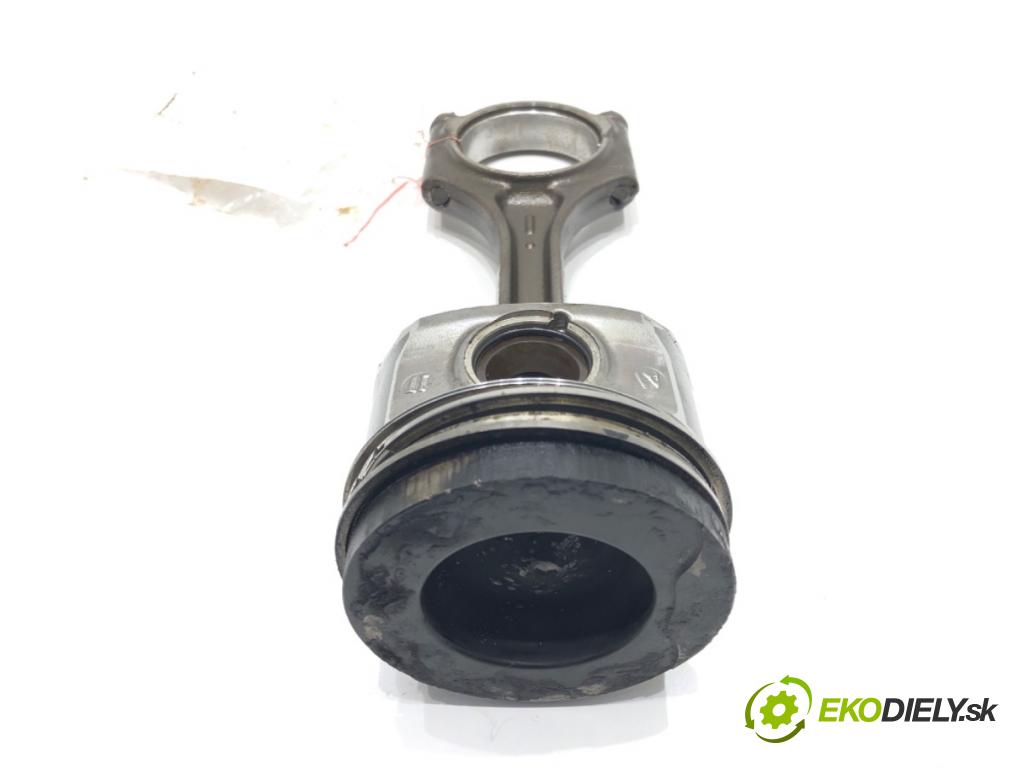 VOLVO V40 liftback (525, 526) 2012 - 2022    D2 88 kW [120 KM] olej napędowy 2015 - 2018  PIEST: ojnica D4204T8 (Piest)