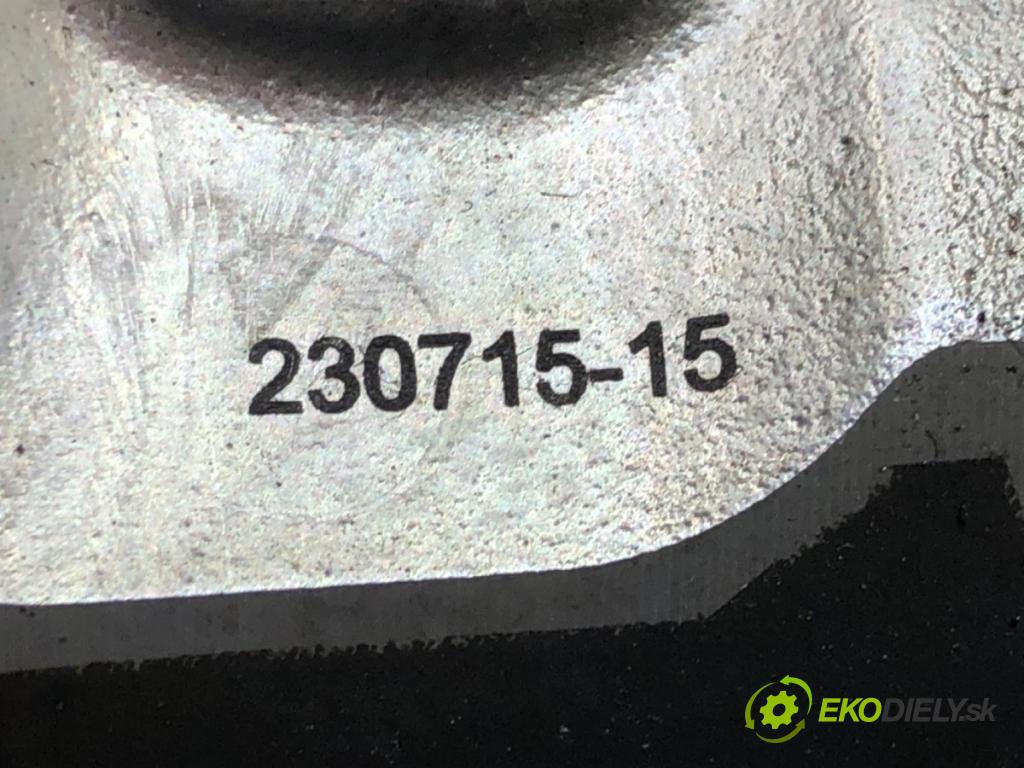 VOLVO V40 liftback (525, 526) 2012 - 2022    D2 88 kW [120 KM] olej napędowy 2015 - 2018  PIEST: ojnica D4204T8 (Piest)