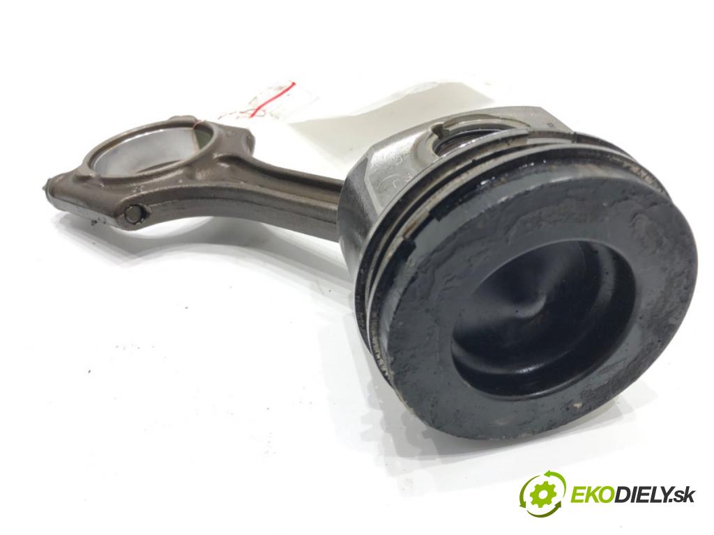 VOLVO V40 liftback (525, 526) 2012 - 2022    D2 88 kW [120 KM] olej napędowy 2015 - 2018  PIEST: ojnica D4204T8 (Piest)