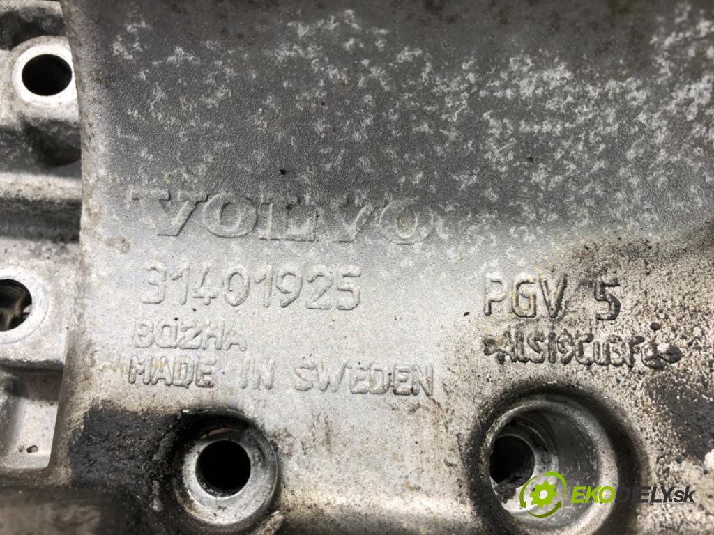 VOLVO V40 liftback (525, 526) 2012 - 2022    D2 88 kW [120 KM] olej napędowy 2015 - 2018  MISKA: olejová 31401925 (Olejové vany)