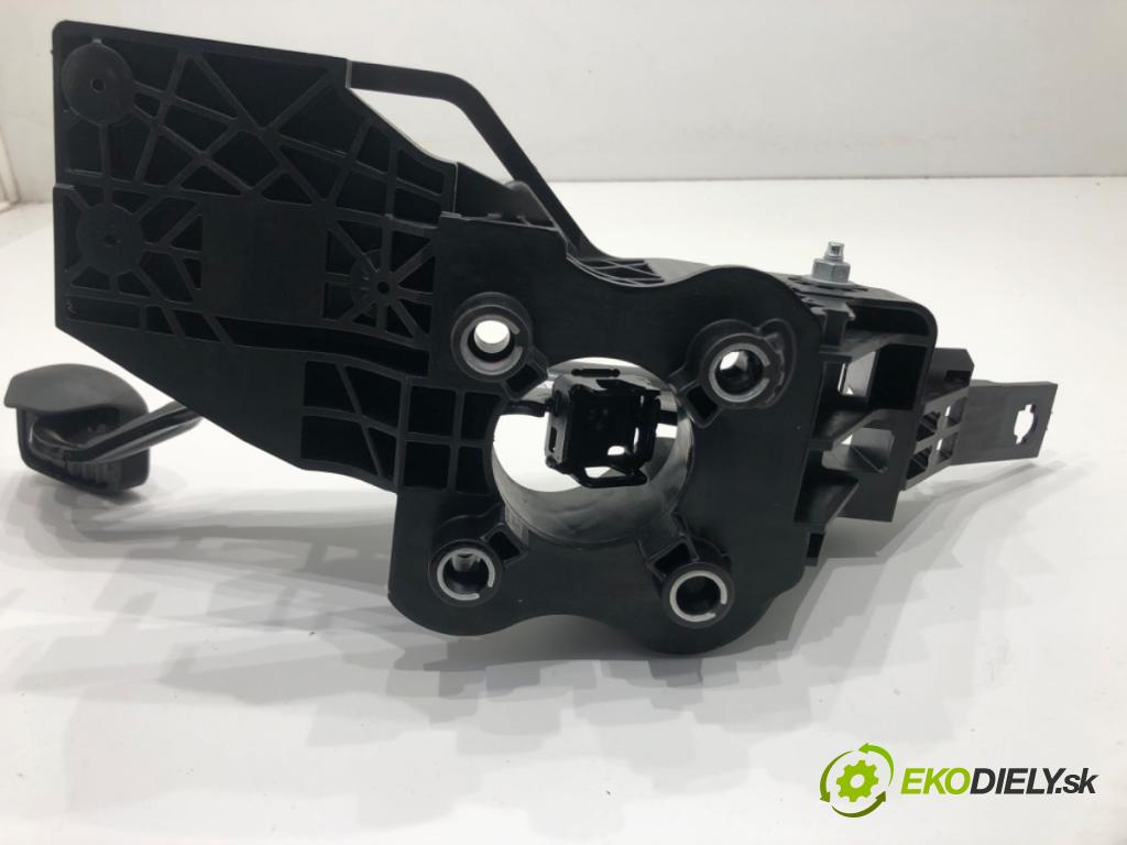 CITROEN BERLINGO (ER_, EC_) 2018 - 2022    1.5 BlueHDi 100 75 kW [102 KM] olej napędowy 2018 - 2022  PEDÁL: 9820886080 (Pedál)