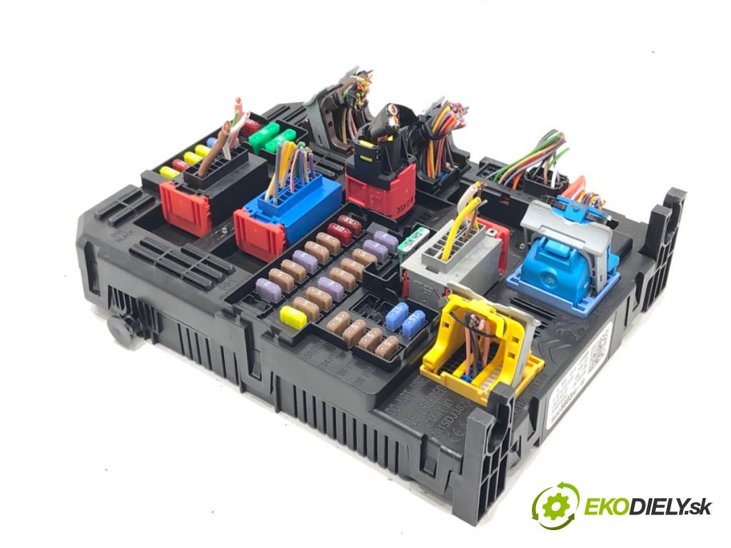 CITROEN BERLINGO (ER_, EC_) 2018 - 2022    1.5 BlueHDi 100 75 kW [102 KM] olej napędowy 2018 - 2022  modul BSI 9832880380 (Pojistkové skříňky)